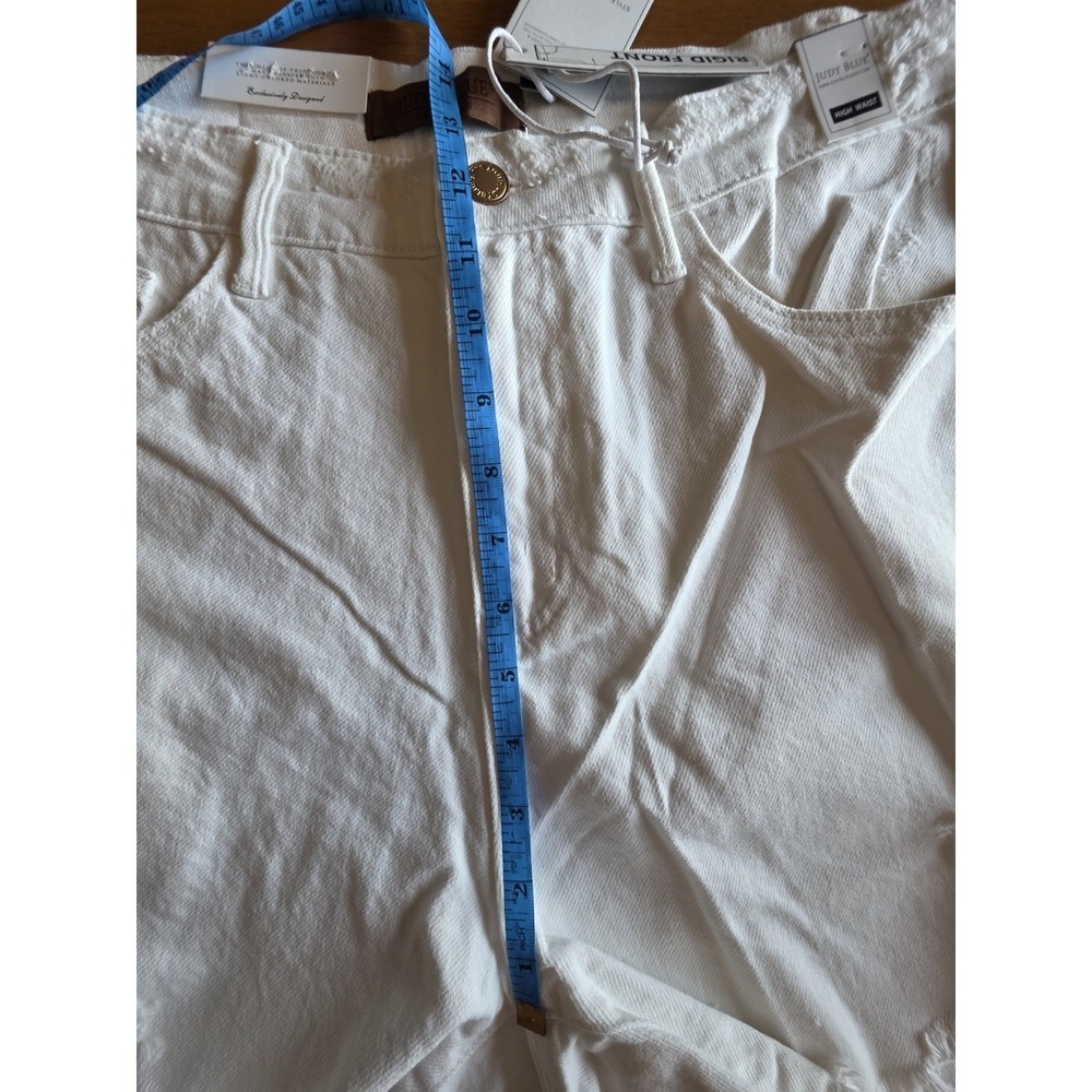 Judy Blue White Distressed High Waist Denim Shorts Rigid Front Stretch Back 1XL - Picture 11 of 11